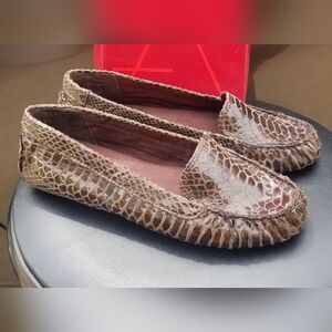Aerosoles leather moccasins